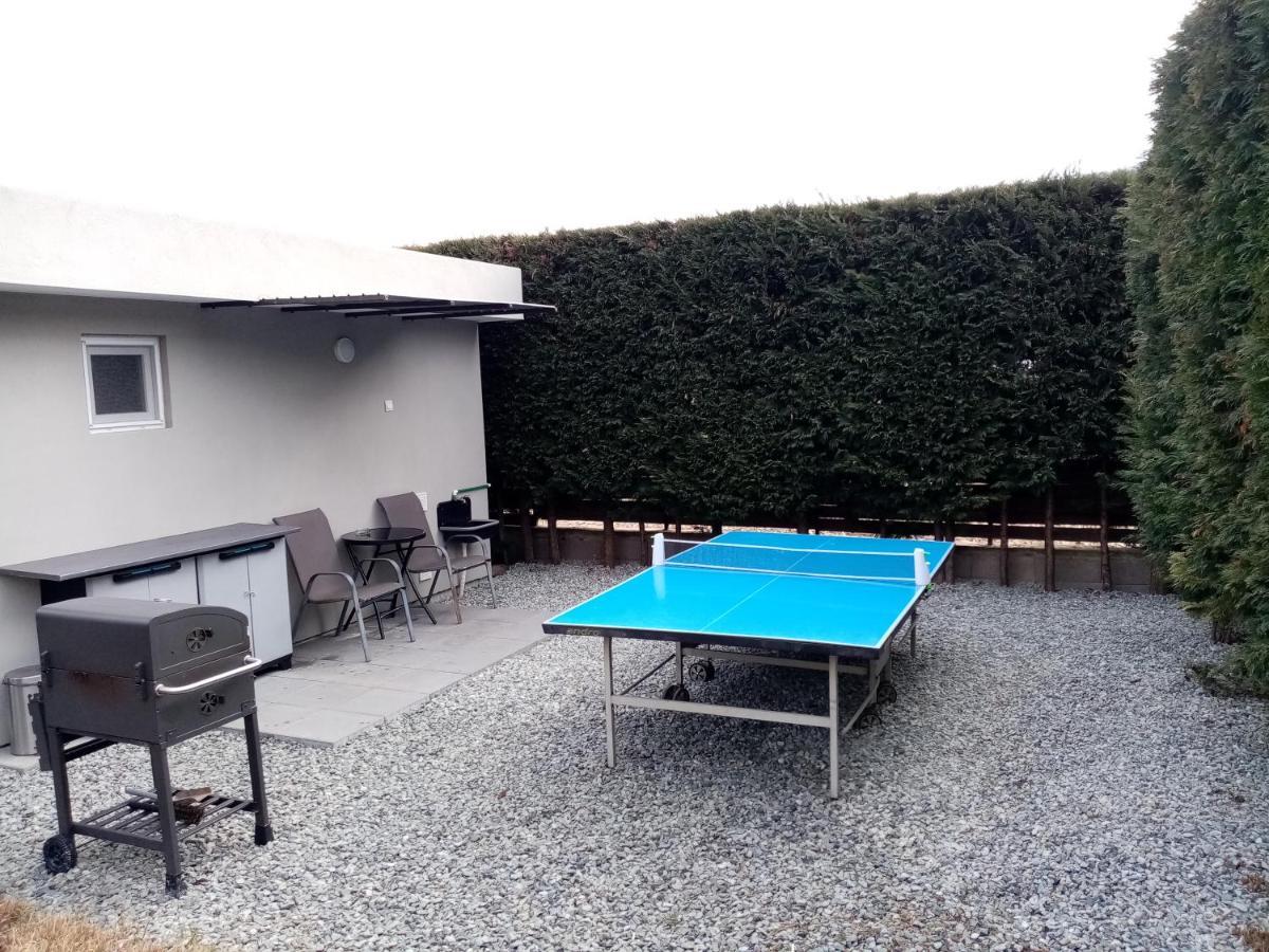 Vila Gosen Sard Exterior foto